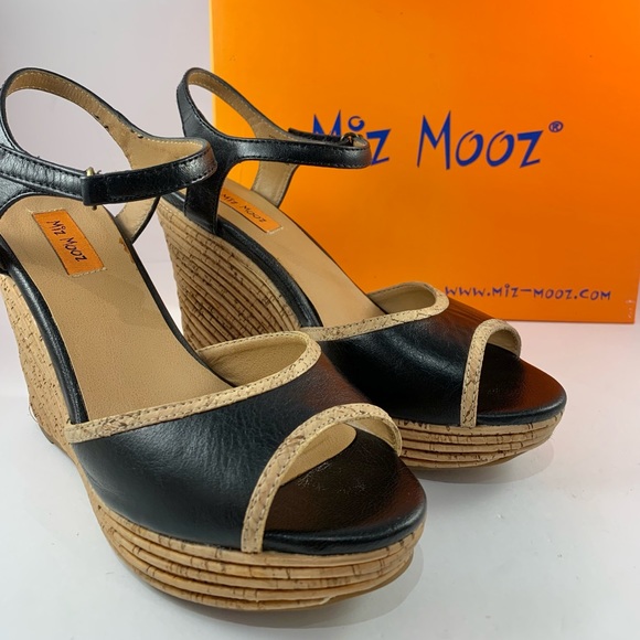 MIZ MOOZ women’s wedge platform sandal SZ 7 - Picture 1 of 9